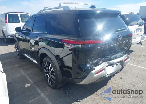 2024 Nissan Pathfinder Platinum 4Wd z USA, uszkodzony, nr VIN 5N1DR3DJ6RC307028